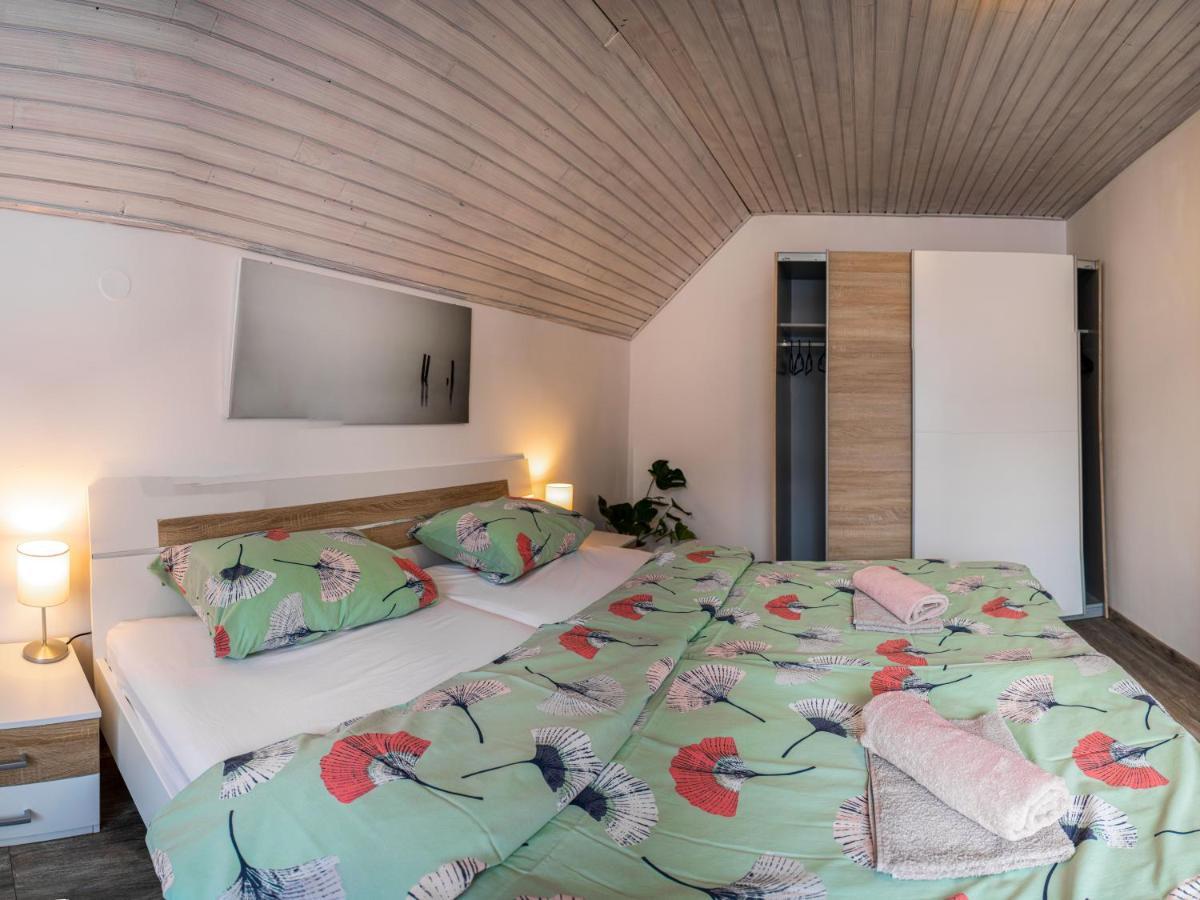 Apartma Petra Ravnik - Wanderer'S Hut Daire Bohinj Dış mekan fotoğraf